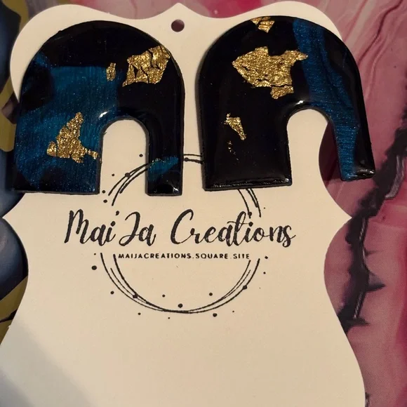 Small Batch Handmade Polymer Clay Earrings - Picture 5 of 12